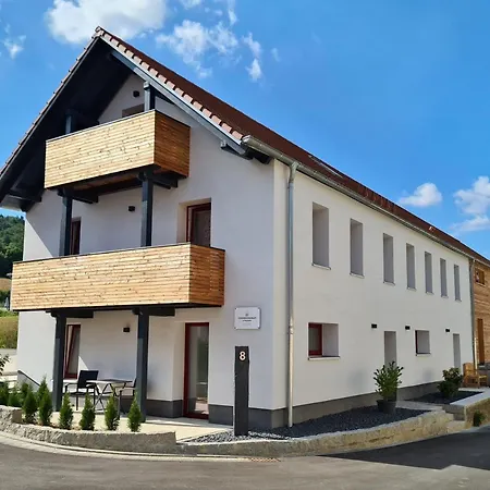 Wohnung-nummer-1 Apartment *