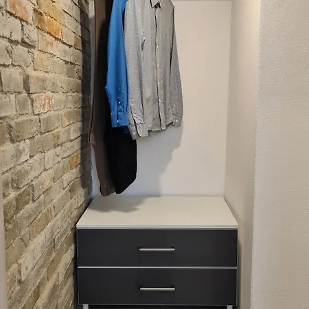 Wohnung-nummer-1 דירה *